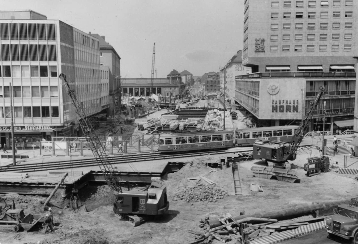 Historisches Bild einer Baustelle für den Bau der S-Bahn um 1966